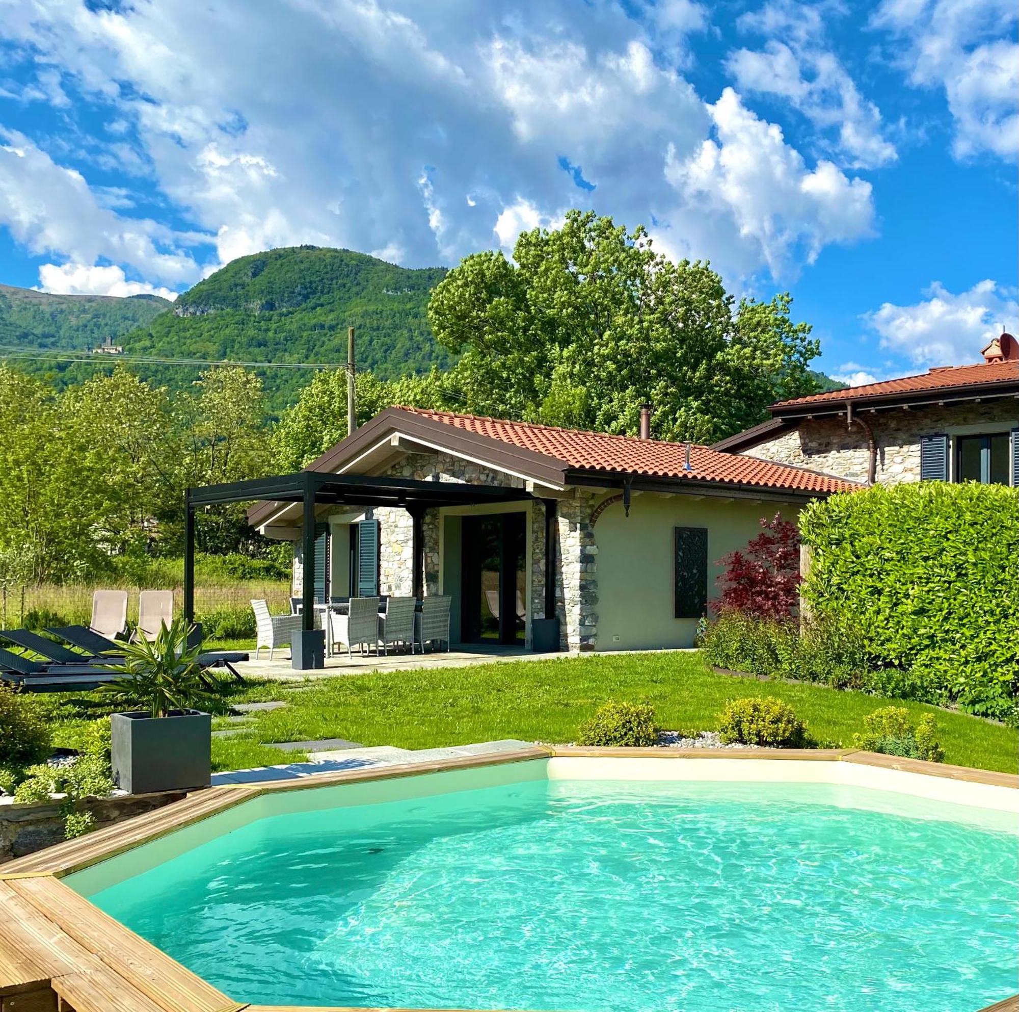 Villa Larius Gravedona Buitenkant foto