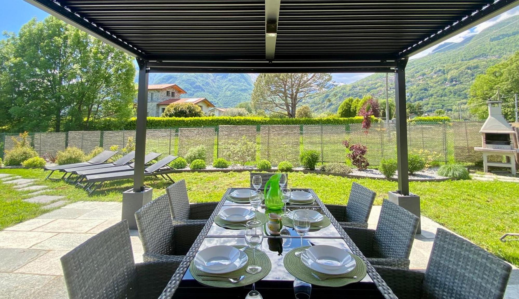 Villa Larius Gravedona Buitenkant foto