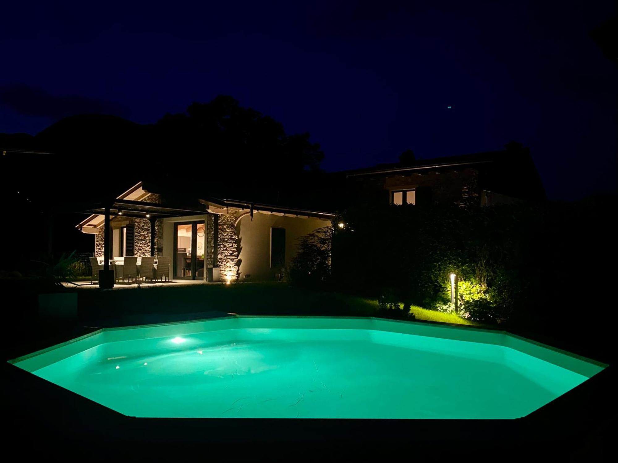 Villa Larius Gravedona Buitenkant foto