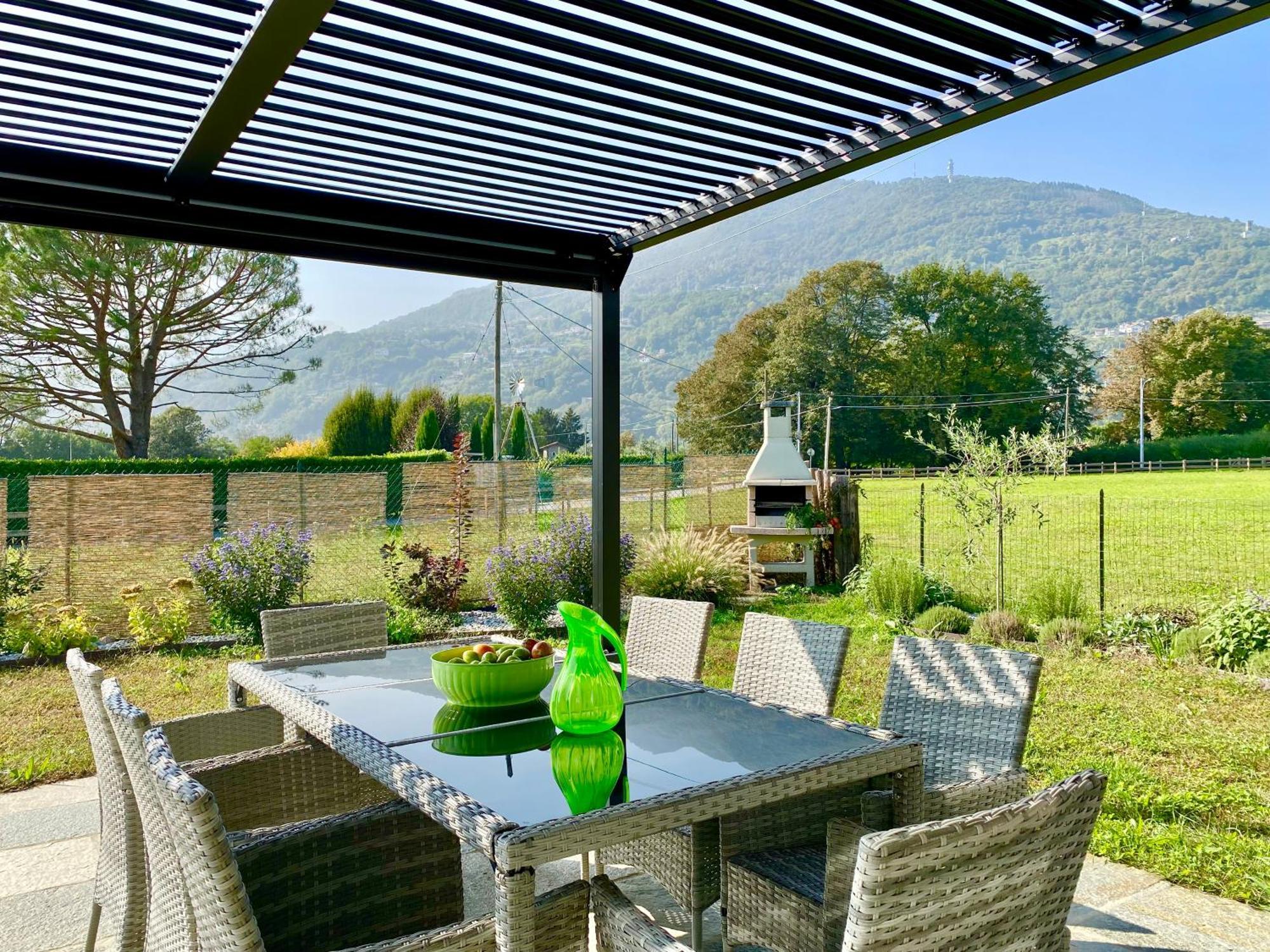 Villa Larius Gravedona Buitenkant foto